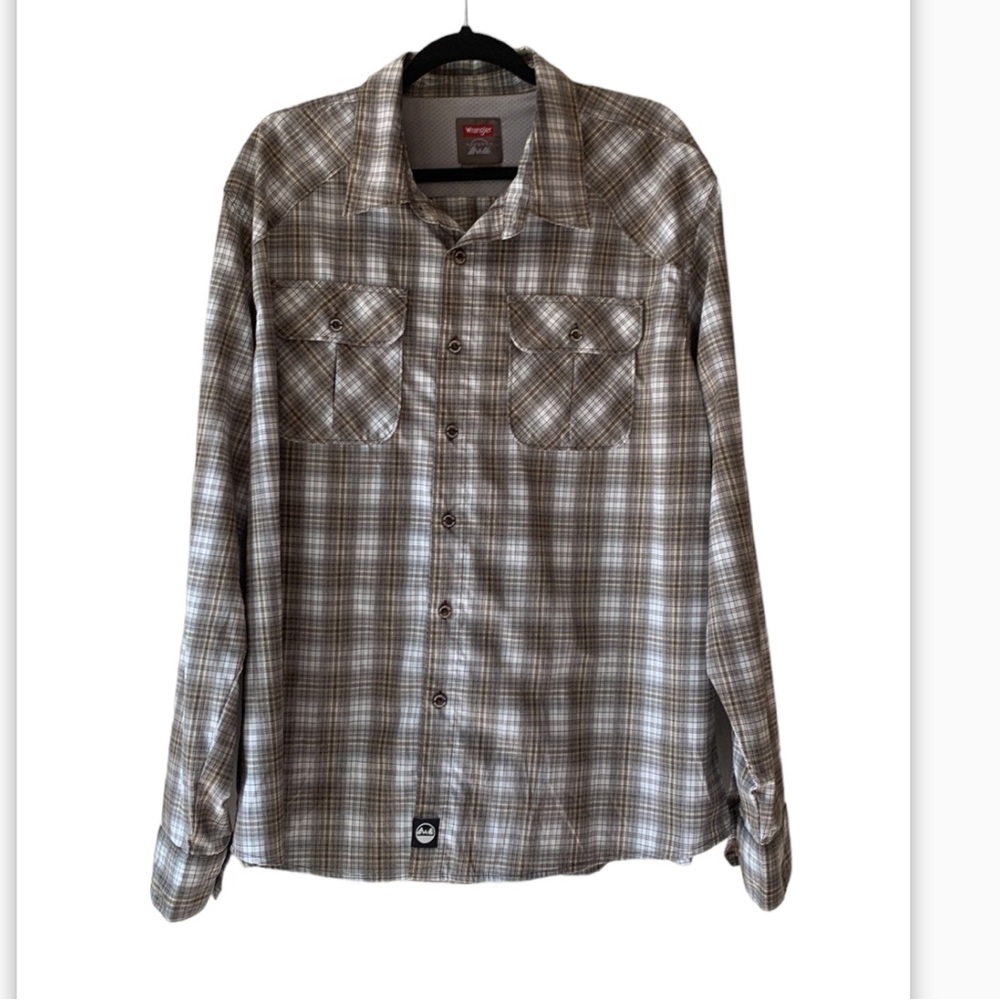 Wrangler Outdoor Series Grey Checkered Long Sleeve Button Down Size XL